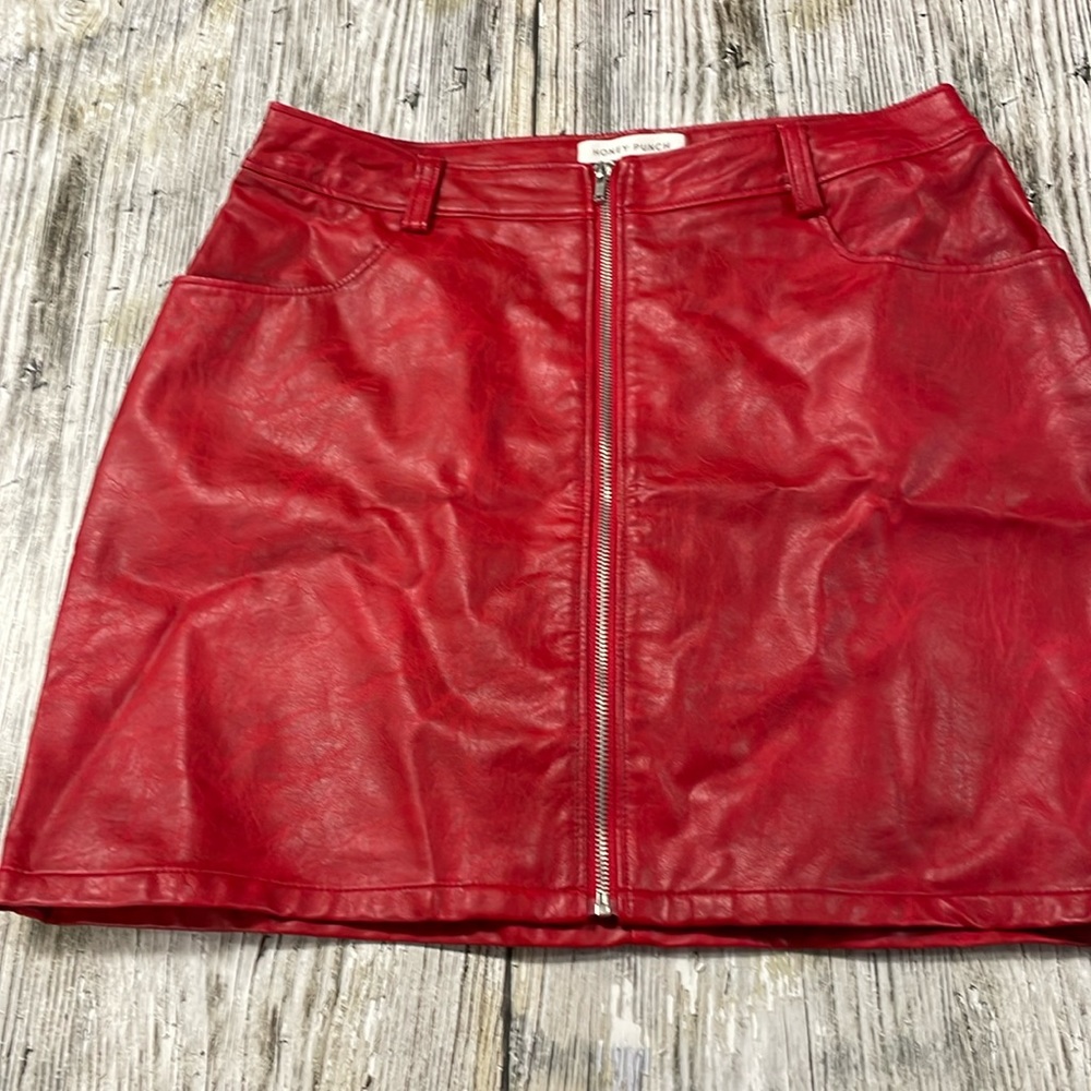 Honey Punch Faux Leather Skirt ❤️